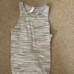 Lululemon tie back shirt